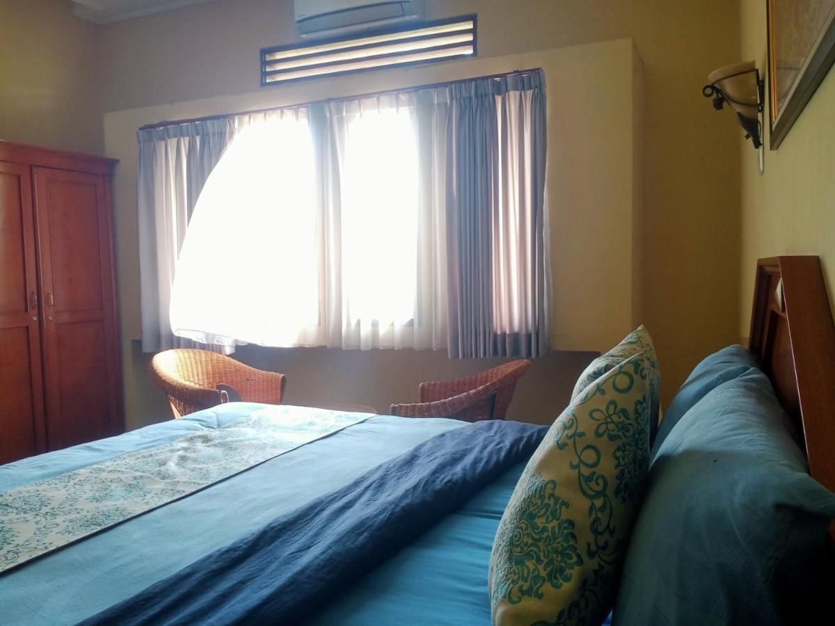 OYO 90102 Edotel Hotel By Dbest Hospitality Bandung Buitenkant foto